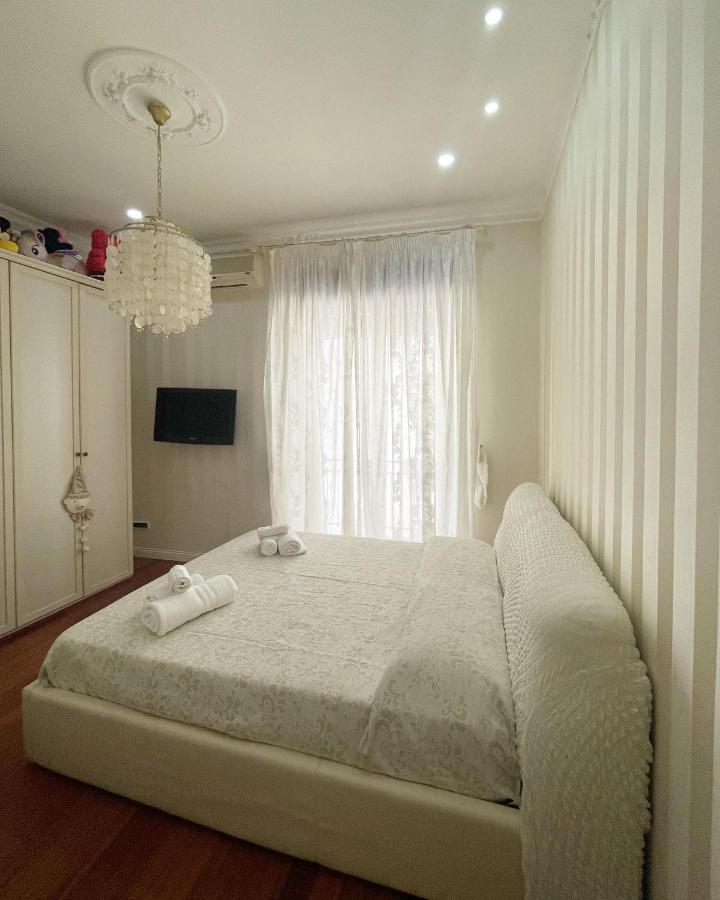 House Mari Apartment Наполи Екстериор снимка